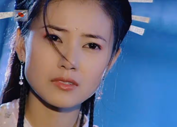 同樣都是演「周芷若」，佘詩曼嬌憨可愛，高圓圓我見猶憐，周海媚版本被金庸稱贊：早知道我就改結局了！