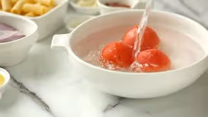 香蒜辣番茄三文魚意面