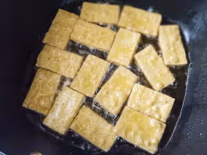 吮指回味 l ㊙️麻辣鴨翅