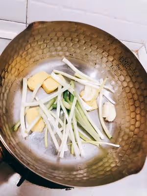快手減脂餐：白葡萄酒煮蛤蜊