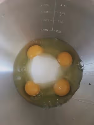 簡單易做小蛋糕（蛋清不分離版）