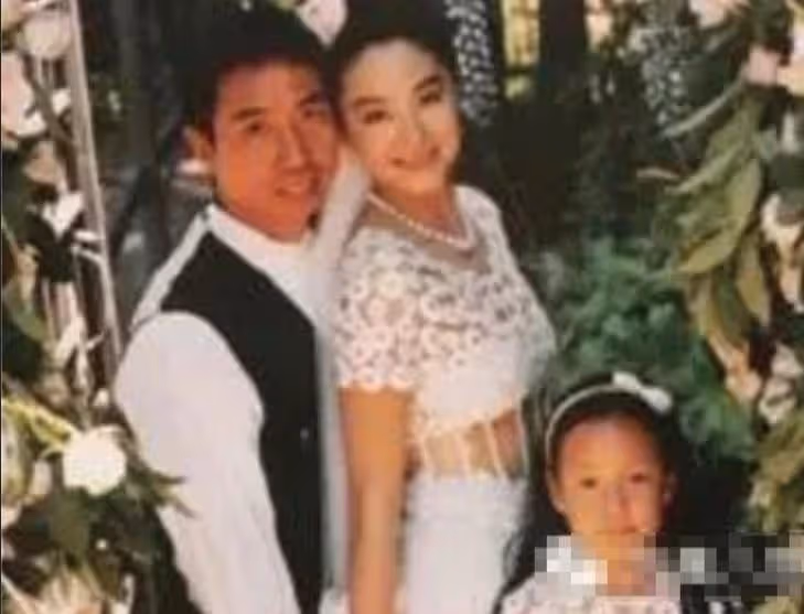 甩臉繼母林青霞!富商父再婚生子「親媽4婚4離」 她連生兩胎「願意當未婚媽媽」:父母婚姻影響我一輩子