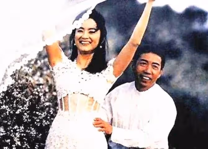 甩臉繼母林青霞!富商父再婚生子「親媽4婚4離」 她連生兩胎「願意當未婚媽媽」:父母婚姻影響我一輩子
