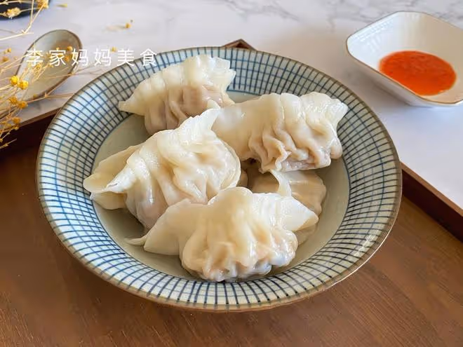 三伏天包餃子,韭菜白菜靠邊站,這菜做餡營養正當季,鮮嫩又消暑