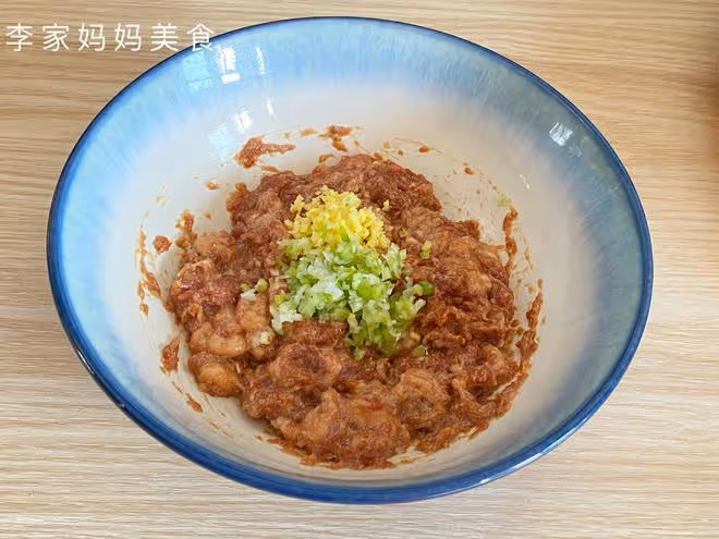 三伏天包餃子,韭菜白菜靠邊站,這菜做餡營養正當季,鮮嫩又消暑