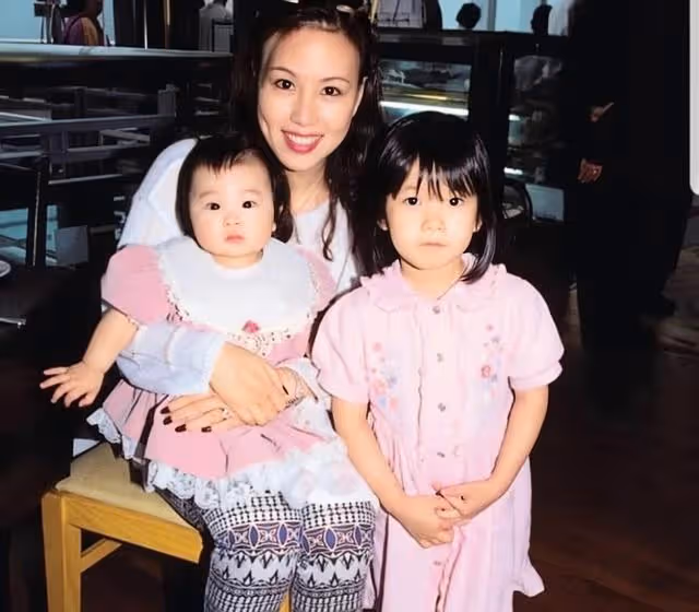恭喜!TVB知名老戲骨宣布小女兒懷孕,大女兒5月才產下一名男嬰