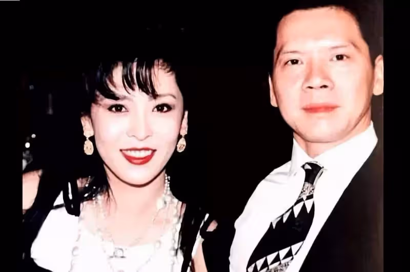 不要名分!甘願當李小龍情人「主動與向華強離婚」讓位給陳嵐 潛心向佛「被向太供養40年」:最好的選擇