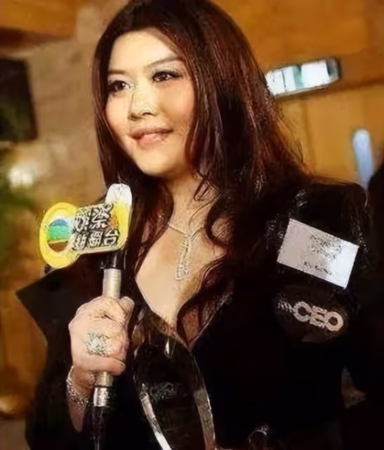 不要名分!甘願當李小龍情人「主動與向華強離婚」讓位給陳嵐 潛心向佛「被向太供養40年」:最好的選擇