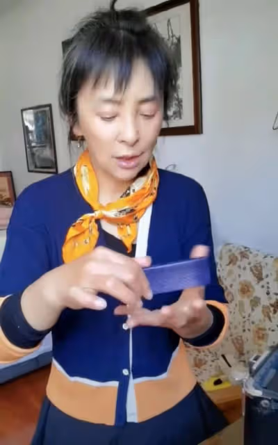 59歲李勤勤陷整容風波，頭髮花白被指認不出，曾3嫁老外至今單身