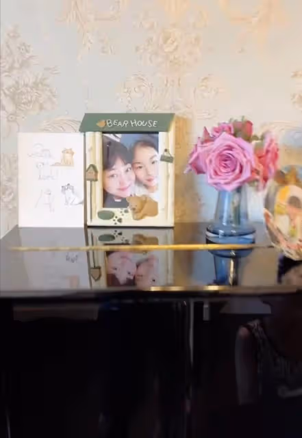 李菁菁三婚老公罕秀幸福,夫妻暑假帶三娃超忙碌,一家五口很和諧