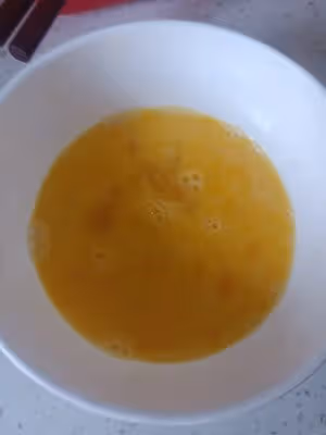 必品閣餃子抱蛋