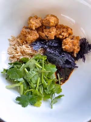 萬能的餛飩湯底，可以開店那種