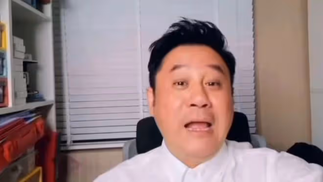 黃一飛在內地豪慶80大壽,十幾位香港戲骨現身祝賀,林威滿頭花白