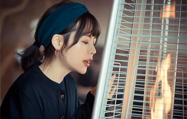 借閨蜜的手機加老公微信,還沒輸完號,就看到上面備註「3號魚」