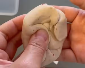 玫瑰牛乳貝果