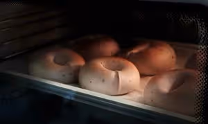 玫瑰牛乳貝果