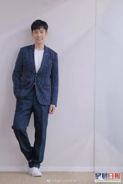 40歲李日朗合資千萬搞元宇宙投資!重簽TVB又考獲調香師資格