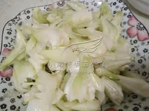 涼拌茭頭
