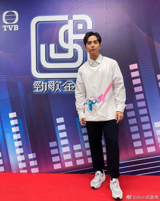 TVB新晉小生曬富貴生活!婚後2個月搬入5000尺豪宅,前院有籃球場