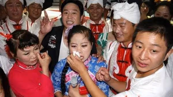 為登上《星光大道》,花費120萬負債40萬的崔苗,如今怎樣了?