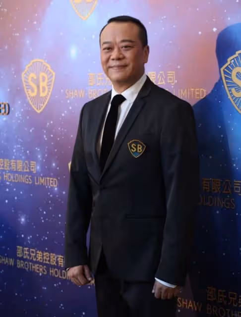 佩服!TVB收視福將曝曾一天拍足20個小時,試過睡過公司廁所椅子