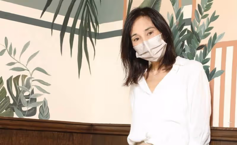 57歲「溜冰皇后」柏安妮近況罕曝光!雙眼凹陷皮膚鬆弛,顴骨突出樣貌大變,女兒似木村光希,曾迷倒張國榮,拒絕周星馳的追求