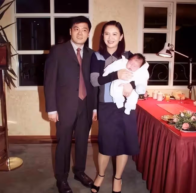 被梁朝偉寵愛了六年,最後輸給劉嘉玲,今56歲無業求工作,她到底經歷了什麼