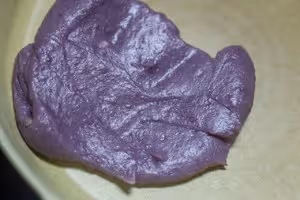 芋泥鹹蛋黃貝果🥯吃不膩的經典搭配‼️
