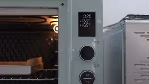 清爽綠色系--開心果青提蛋糕卷