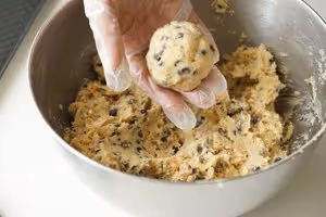 做法超簡單～無法拒絕的爆漿紐約軟曲奇🍪