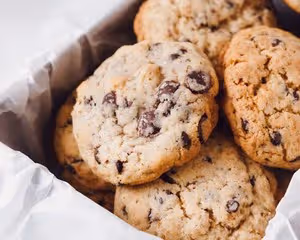 做法超簡單～無法拒絕的爆漿紐約軟曲奇🍪