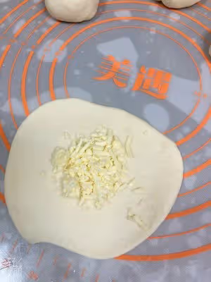 會拉絲的雞腿麵包