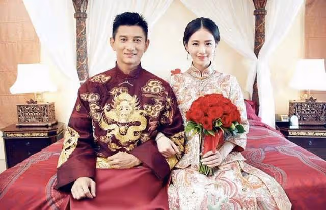 劉詩詩工作忙帶娃,穿著寬鬆似孕婦,5月前與吳奇隆力破離婚傳聞