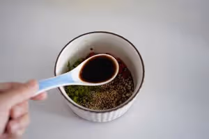 減脂必備，水煮菜搭檔萬能醬汁低卡蘸料