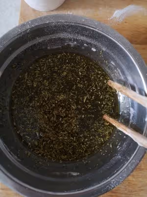 蘭州名小吃——（破皮襖）油壺喧（玉泉山莊同款）——燙麵苦豆餅