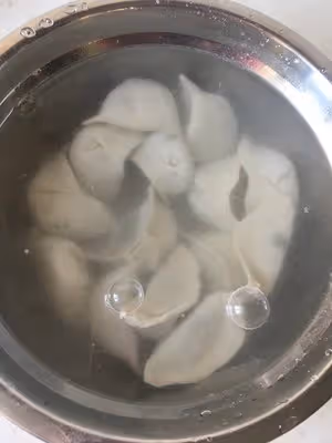 冷凍水餃煮不破