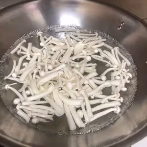 素炒白玉菇
