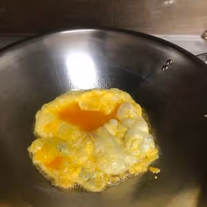 素炒白玉菇