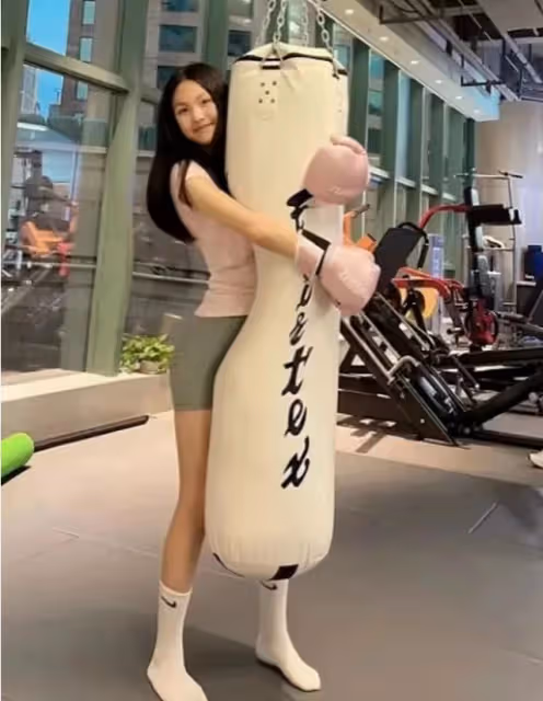 李湘曬王詩齡拳擊照 網友:牆都p斜了