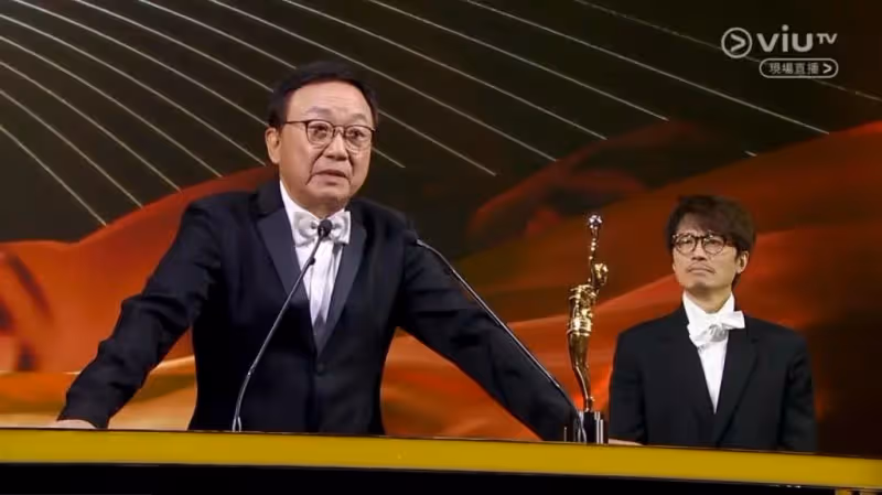 【金像2022】馮德倫比黃子華幽默　連爆「金句」獲贊越老越帥