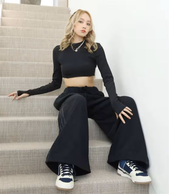 又一星二代出道!黃品源女兒穿露腰裝大秀身材,自費4萬出唱片