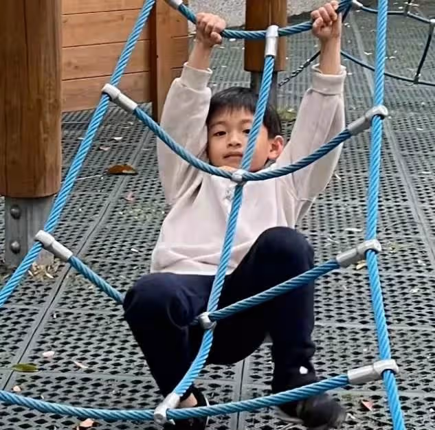 越長大越像媽!汪小菲5歲女兒「翻盤式」蛻變,與大s長相如復製粘貼:側顏被網友放大