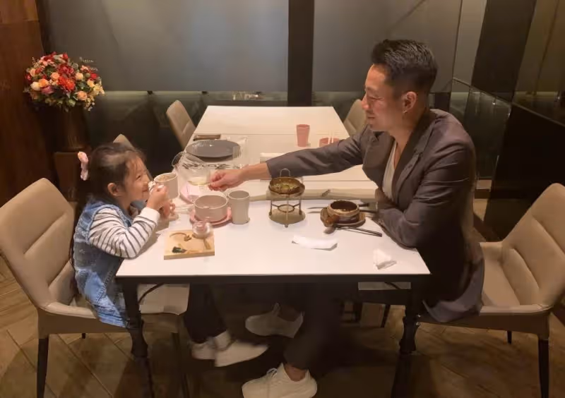 越長大越像媽!汪小菲5歲女兒「翻盤式」蛻變,與大s長相如復製粘貼:側顏被網友放大