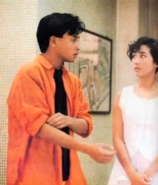 「男神收割機」柏安妮,大紅時息影嫁給普通人,今一家四口很幸福,近照罕曝光,網贊:自然老去最美