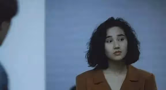 「男神收割機」柏安妮,大紅時息影嫁給普通人,今一家四口很幸福,近照罕曝光,網贊:自然老去最美