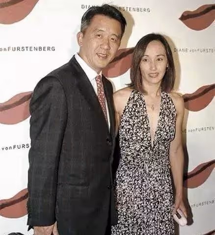 「男神收割機」柏安妮,大紅時息影嫁給普通人,今一家四口很幸福,近照罕曝光,網贊:自然老去最美