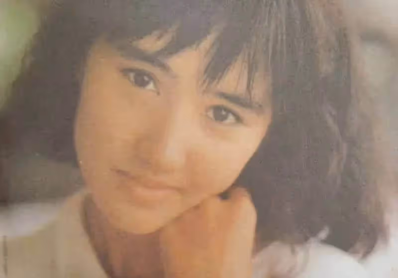 「男神收割機」柏安妮,大紅時息影嫁給普通人,今一家四口很幸福,近照罕曝光,網贊:自然老去最美