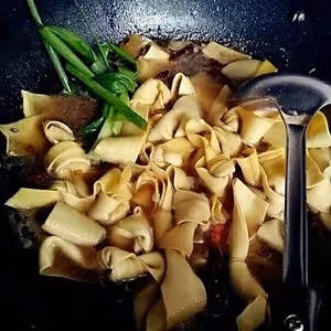 素雞、鹵千張、滷豆腐皮（2new的）