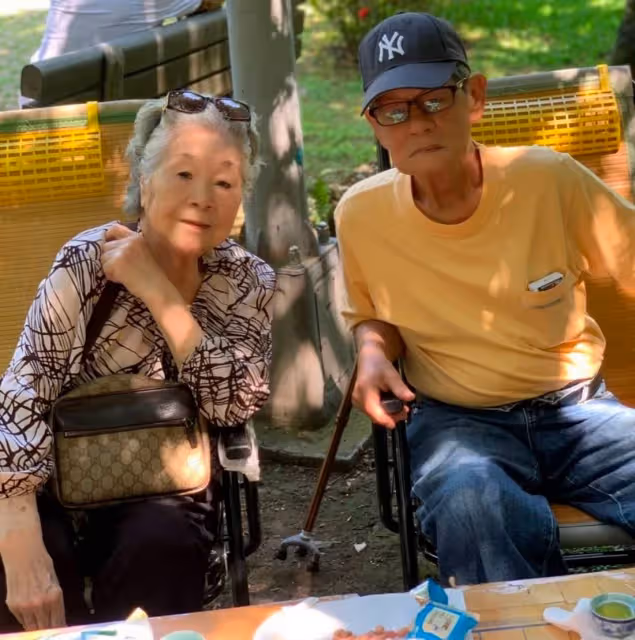 拄拐杖消失多年!89歲素珠阿姨「同框初戀夫」曝老後近況 外表裝強勢「內心小女人」溫柔待尪