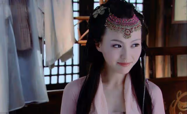 明星們沒劉海是怎樣的？楊冪孫儷變醜，看到任嘉倫：把劉海燒了